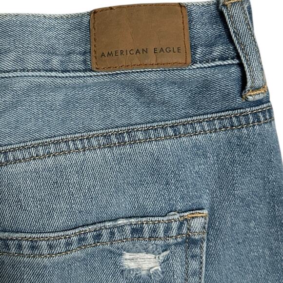 American Eagle Jeans Women’s 14L Mom Jean High Rise Medium Blue Distressed - Picture 3 of 10